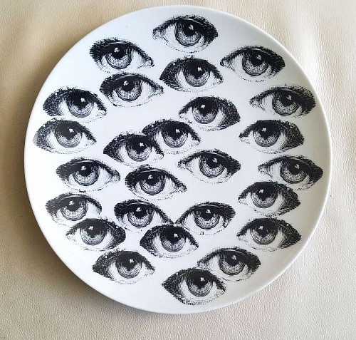 Piero Fornasetti Fornasetti Tema E Variazioni Plate, Number 133, the iconic image of  Lina Cavalieri, Atelier Fornasetti. SOLD •