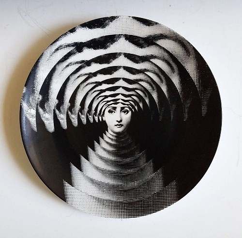 Piero Fornasetti Fornasetti Tema E Variazioni Plate, Number 172, the iconic image of  Lina Cavalieri, Atelier Fornasetti. SOLD •