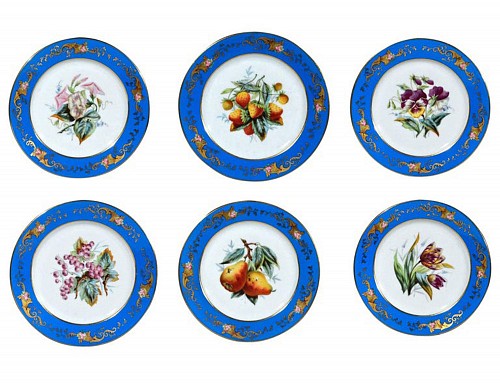 Inventory: Paris Porcelain Dessert Paris Porcelain Botanical & Fruit-decorated Set of Six Plates, Circa 1850 $2,000