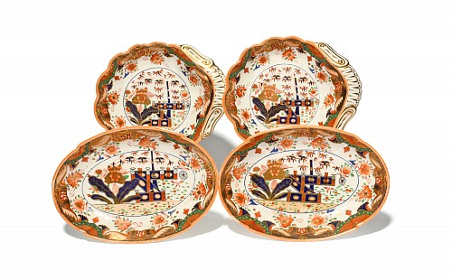 Inventory:  Spode Factory, Spode Porcelain 967 pattern Pair of Shell-shaped Dessert Dishes, 1810, SOLD •