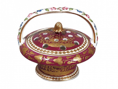 Spode Factory Spode Porcelain Raspberry Coloured Basket and Cover, Pattern Number 3993, Circa 1820 $1,250