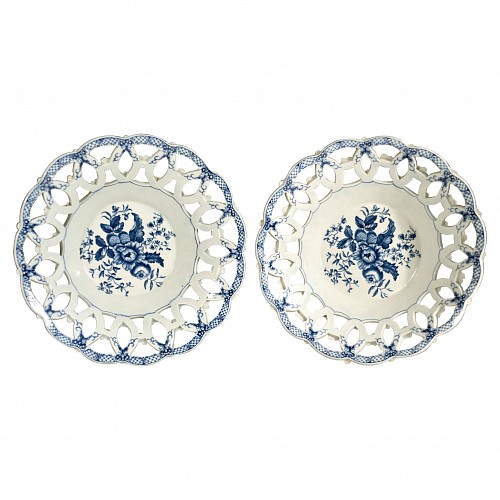 First Period Worcester Porcelain First Period Worcester Porcelain Large Pair of Openwork Fruit Baskets with Pine Cone Pattern, 1770-75 $3,000
