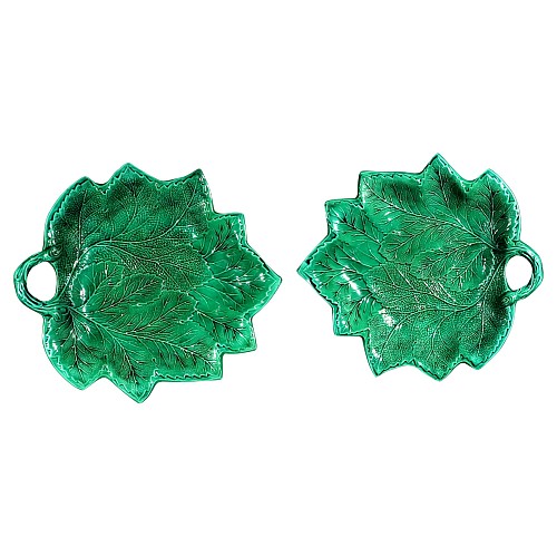Creamware Pottery Brameld Green-Glazed Molded Leaf Dishes, Pair, Yorkshire, 1820-35 $2,500